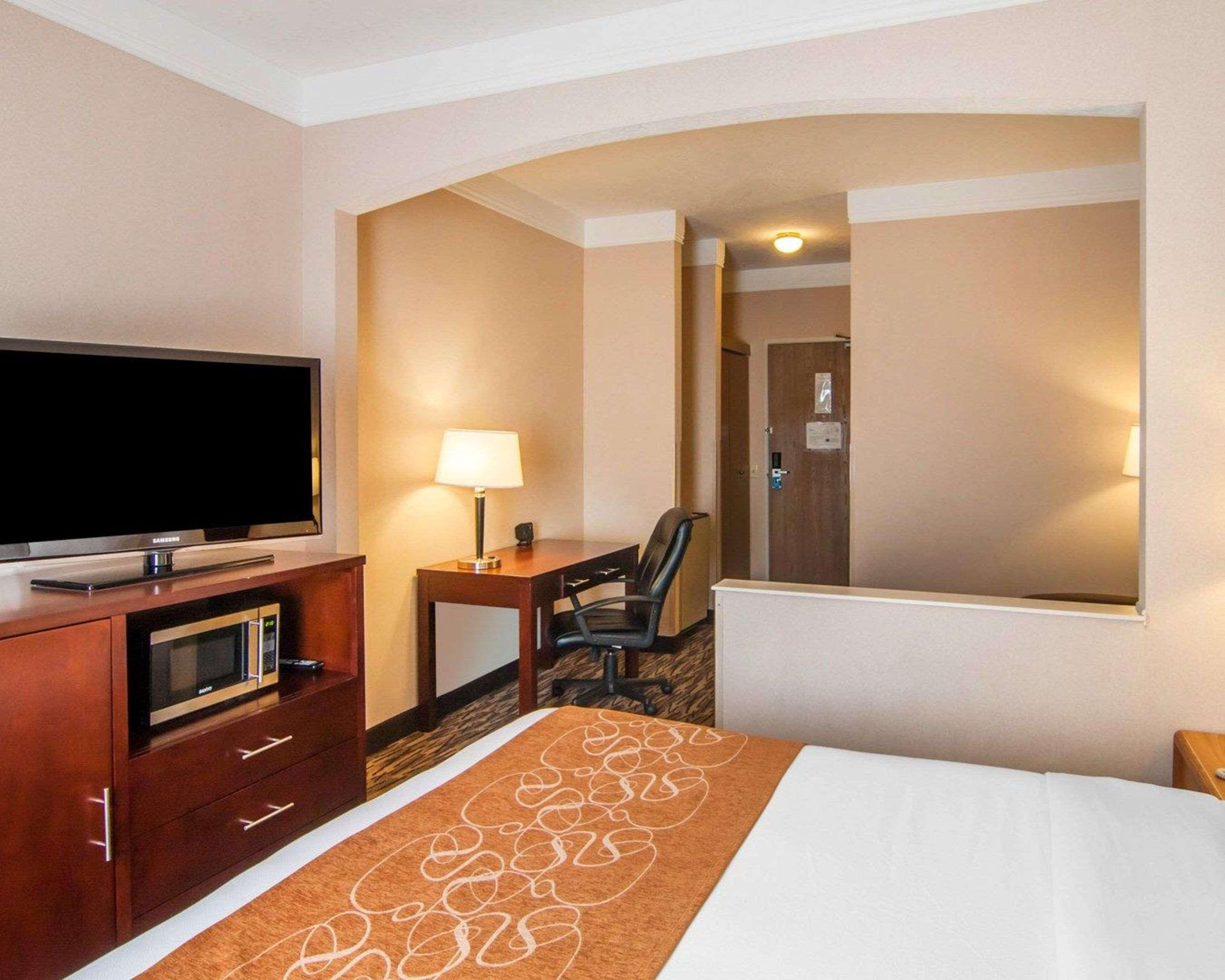 Comfort Suites Salem Eksteriør bilde