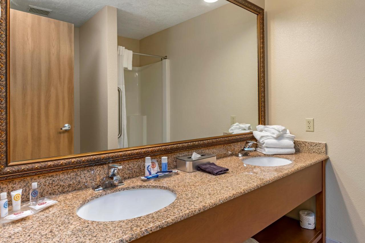 Comfort Suites Salem Eksteriør bilde